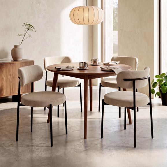 Lot de 4 chaises rembourrées velours côtelé beige et pieds métal noir IRIS